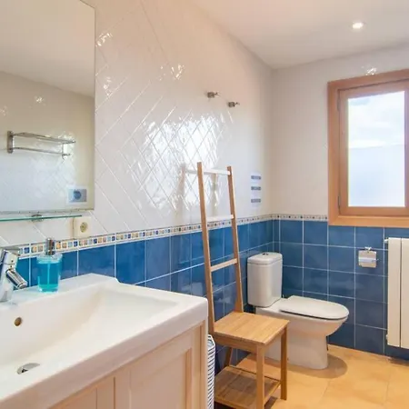 Traditional House Casa Binitaref With Pool In Holiday home Sineu (Mallorca)